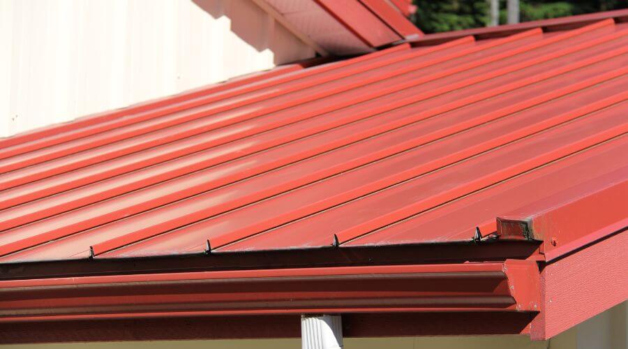 Professional gutter cleaning services in Dresden, OH